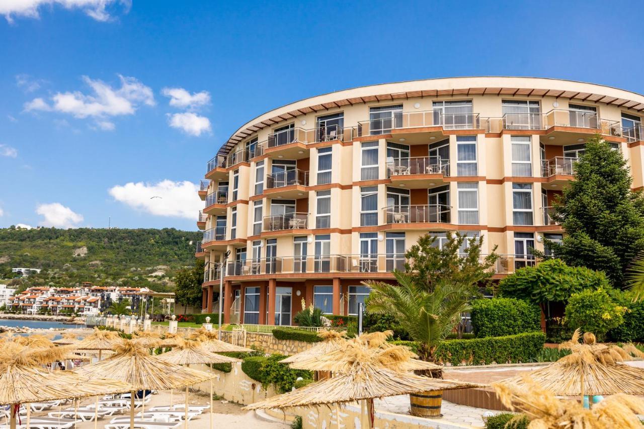 Royal Bay Resort Baltschik Exterior foto